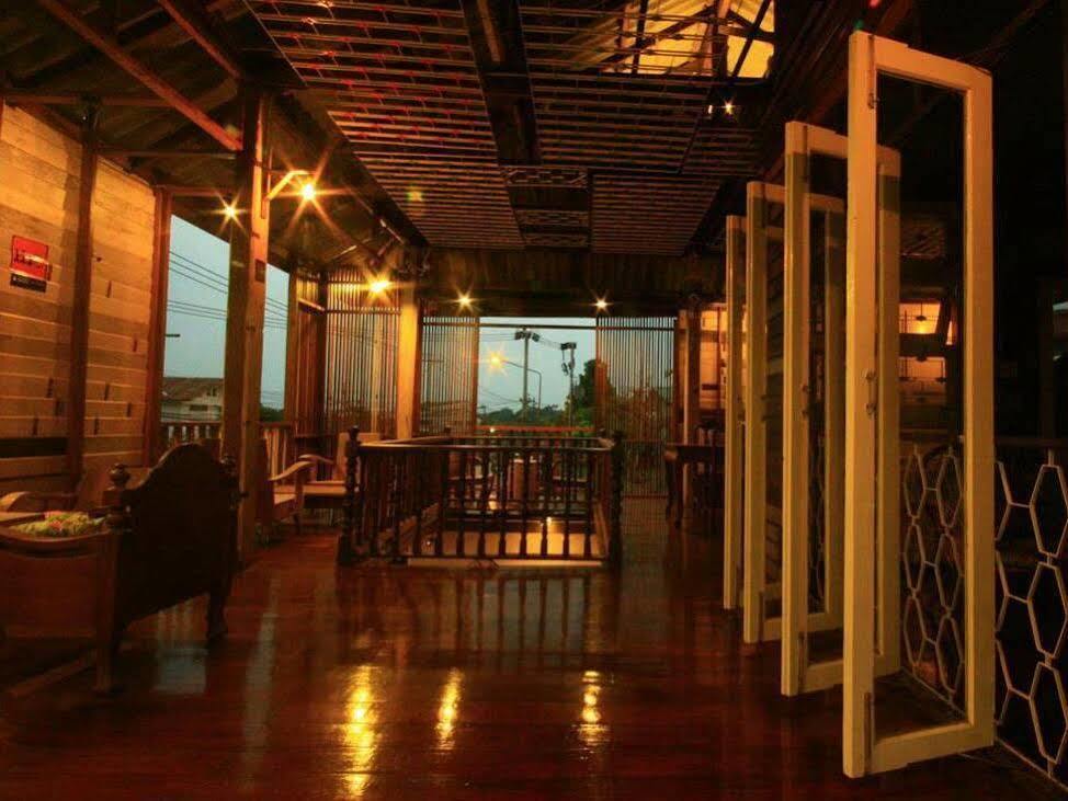 Huen Chang Puek Hotel Nan Esterno foto